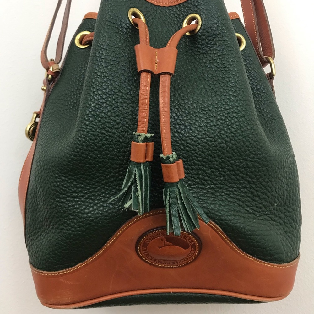 Vintage Dooney & Bourke bucket bag